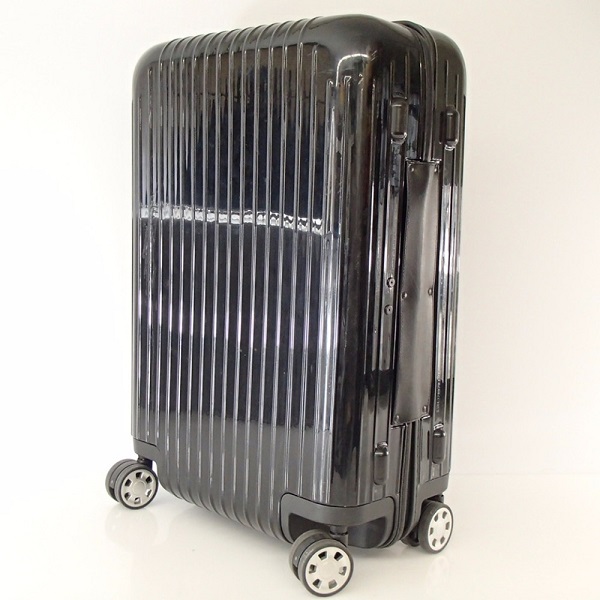 リモワの830.63 TANGO LIGHTタンゴライト 4輪マルチホイール スーツケース56Lの買取実績です。