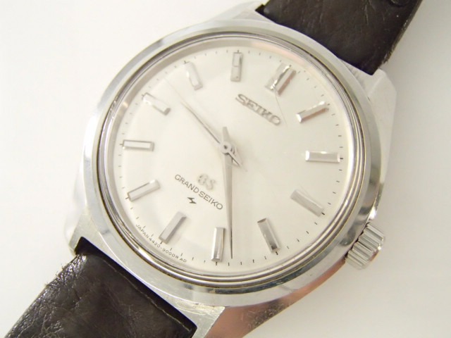 セイコーの4420-9000 手巻き腕時計の買取実績です。