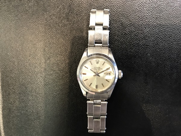 ロレックスのオイスターパーペチュアル　デイト Ref.6916 自動巻き時計の買取実績です。