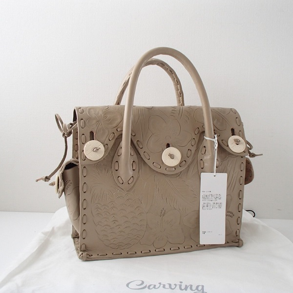 グレースコンチネンタルのブランドバッグの17年 カービングトライブスフルーツマエストラの買取実績です 17年9月25日公開の情報です エコスタイル