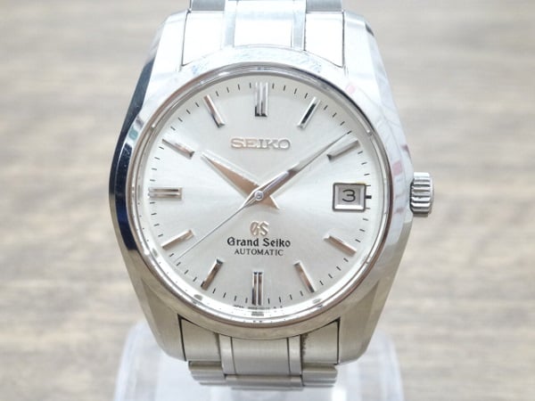セイコーのSBGR001 9S55-0010 ビッグデイト オートマ 腕時計の買取実績です。