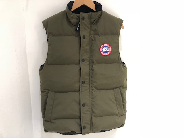 カナダグースの洋服のミリタリーグリーン ギャルソンベスト メンズの買取実績です 17年12月28日公開の情報です エコスタイル