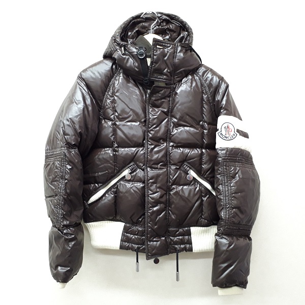Moncler leon deals