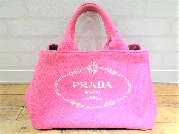 プラダのBN1877　ピンク　カナパ　キャンバストートバッグの買取実績です。