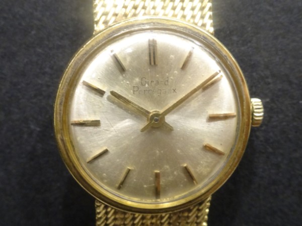 ジラールペルゴの750/18K　金無垢　手巻き時計の買取実績です。