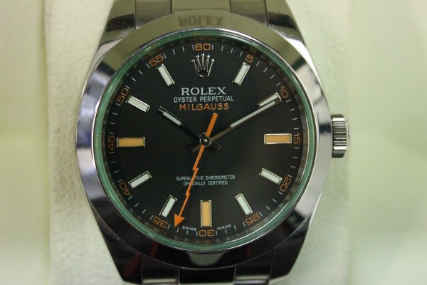 ロレックスのミルガウス　116400GV　V番　自動巻き時計の買取実績です。