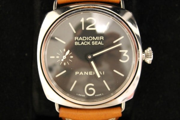 パネライのPAM00183　ラジオミールブラックシール　手巻き時計の買取実績です。