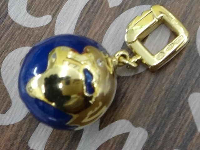 ルイヴィトンのチャームグローブを高価買取しました！！浜松宮竹店